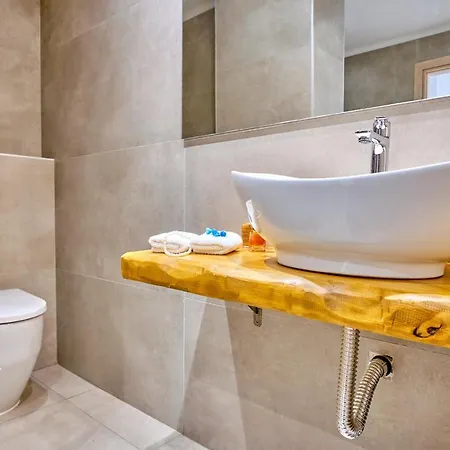 Sunflower Corfu * ゴウヴィア