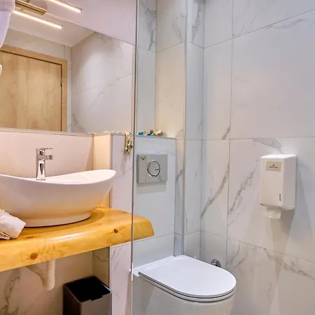 Sunflower Corfu ゴウヴィア