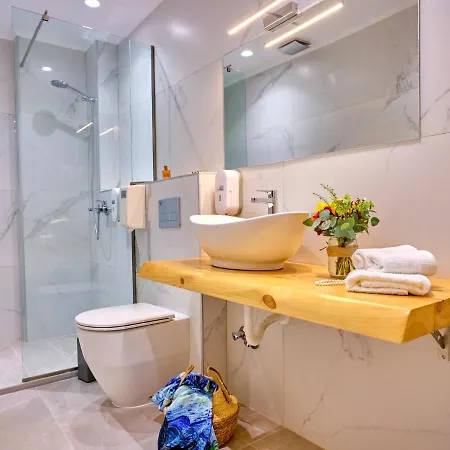 Sunflower Corfu * ゴウヴィア